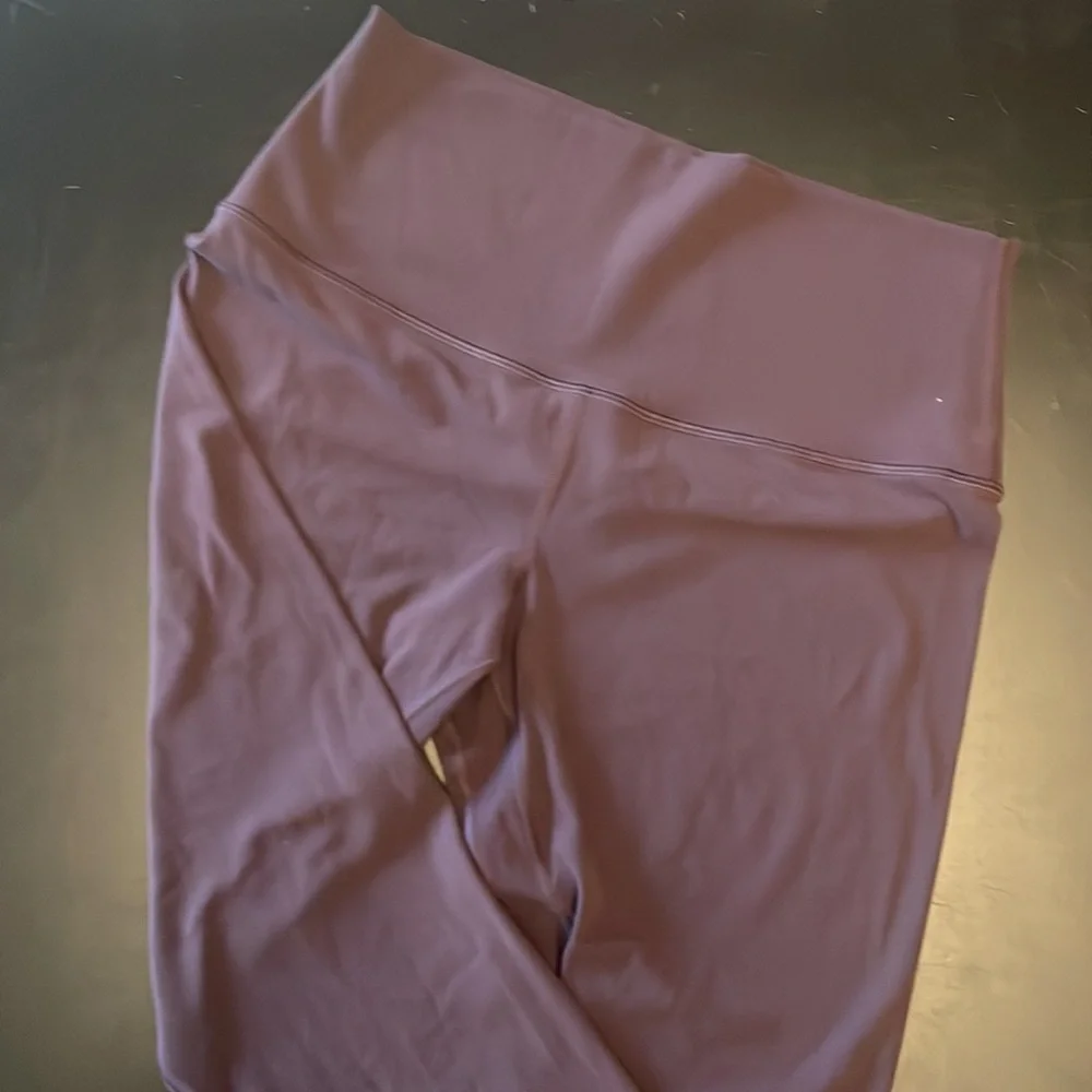 Wunder Under crop high rise (size 8) Bordeaux Burgundy.